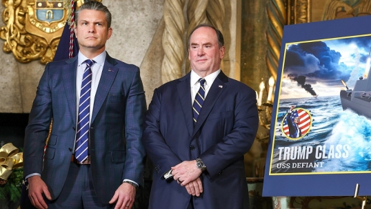 Revelan detalles sobre el despido del jefe de la Armada de EE.UU