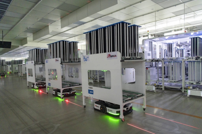 Industriales vuelven aterrorizados tras visitar avanzadas fábricas chinas