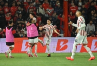 Torneo clausura de fútbol: Instituto goleó a Independiente, en Avellaneda