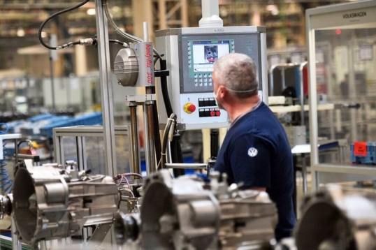 El uso de la capacidad instalada de la industria se ubicó 61% en octubre