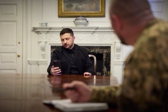 Zelenski informó de su reunión con Donald Trump a socios europeos