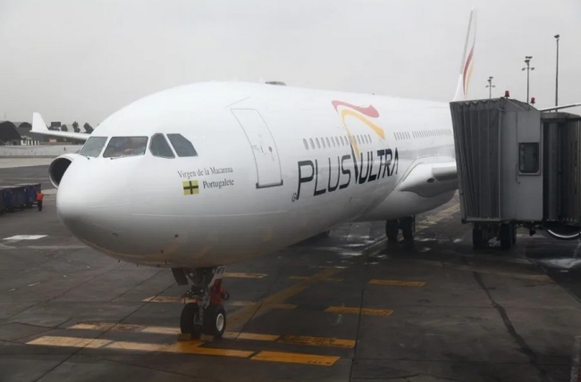España: Detienen al dueño y el director ejecutivo de la aerolínea Plus Ultra